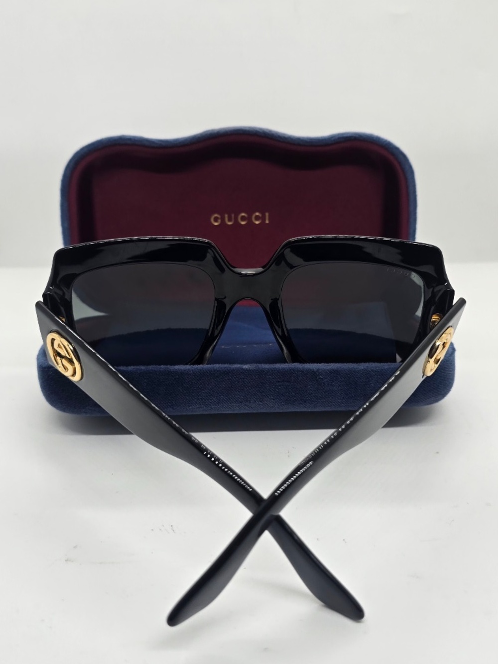 Gucci Sunglasses - Picture 2 of 4